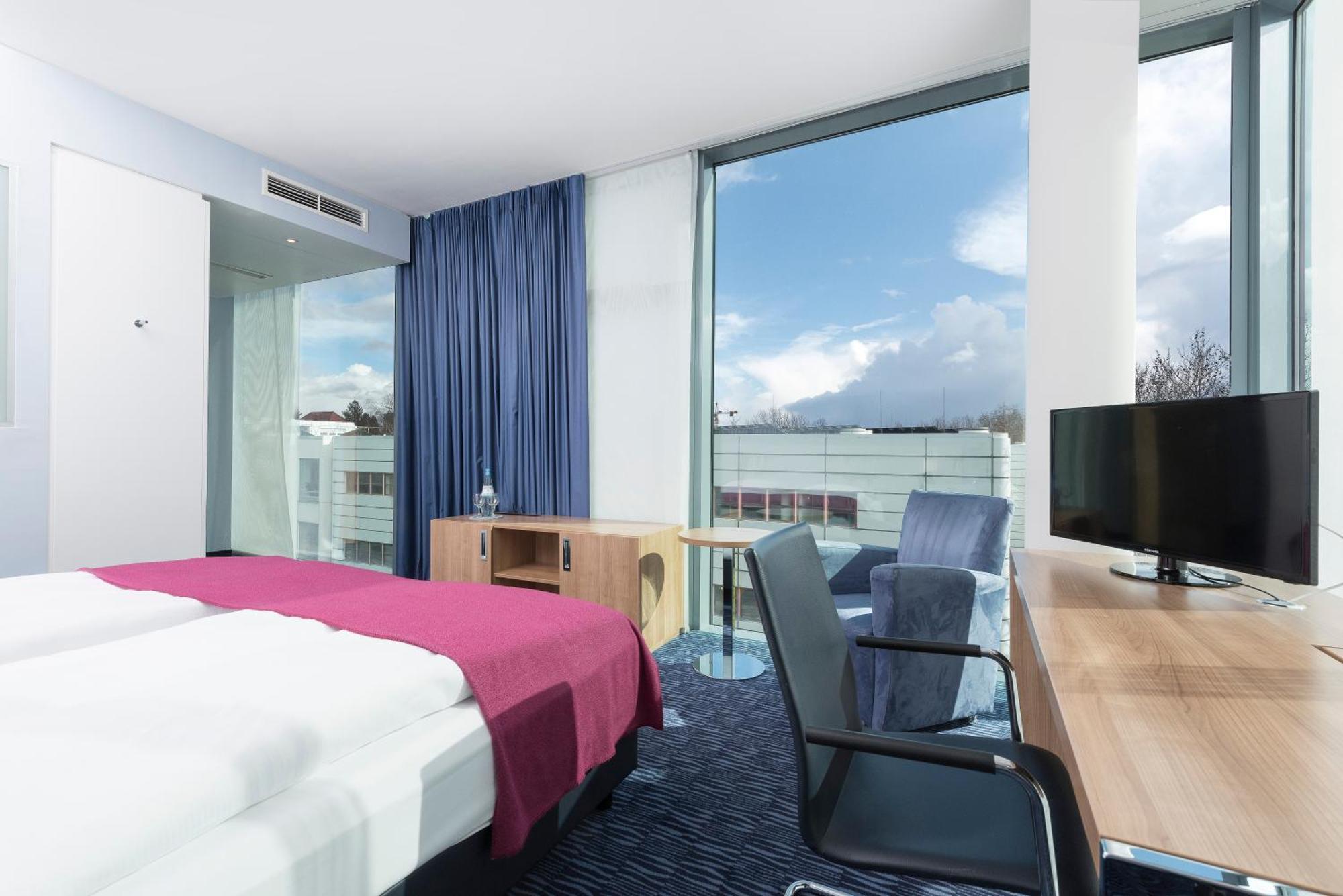 Superior Double or Twin Room,1211767663:JPEG