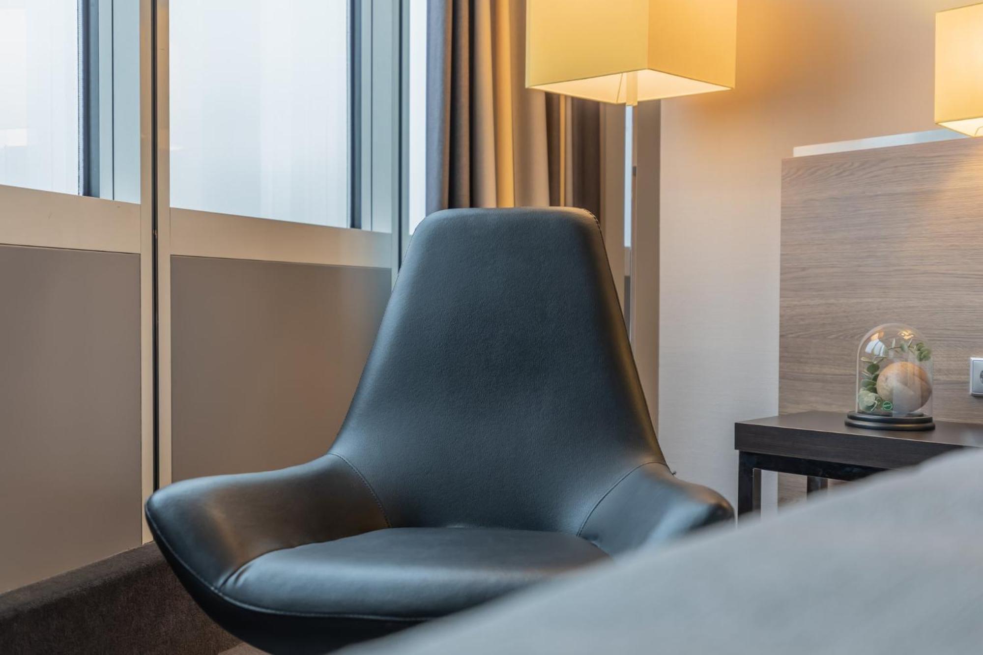 Standard Single Room with Window,1632243613:JPEG