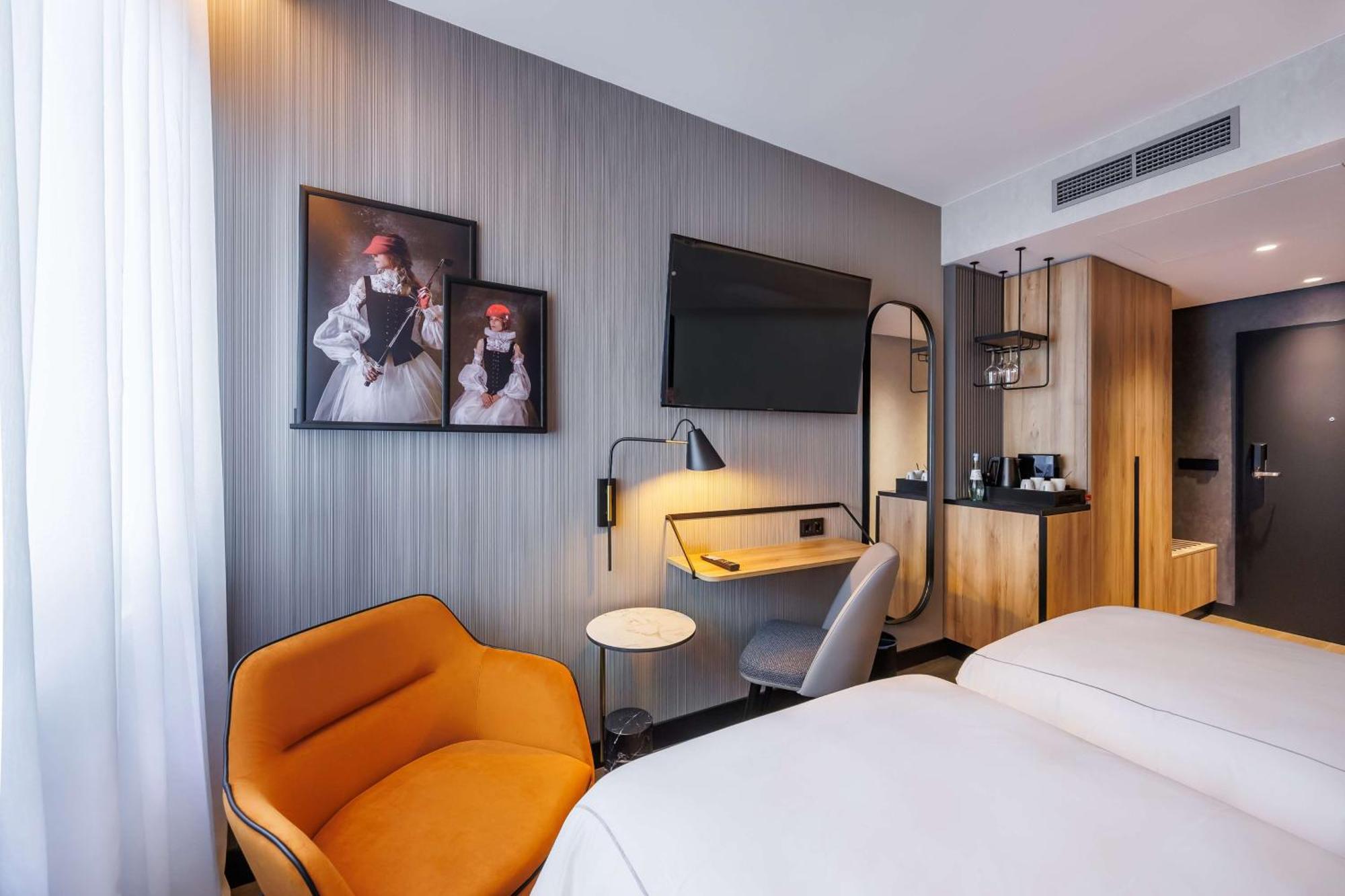 Standard Twin Room,1709762149:JPEG