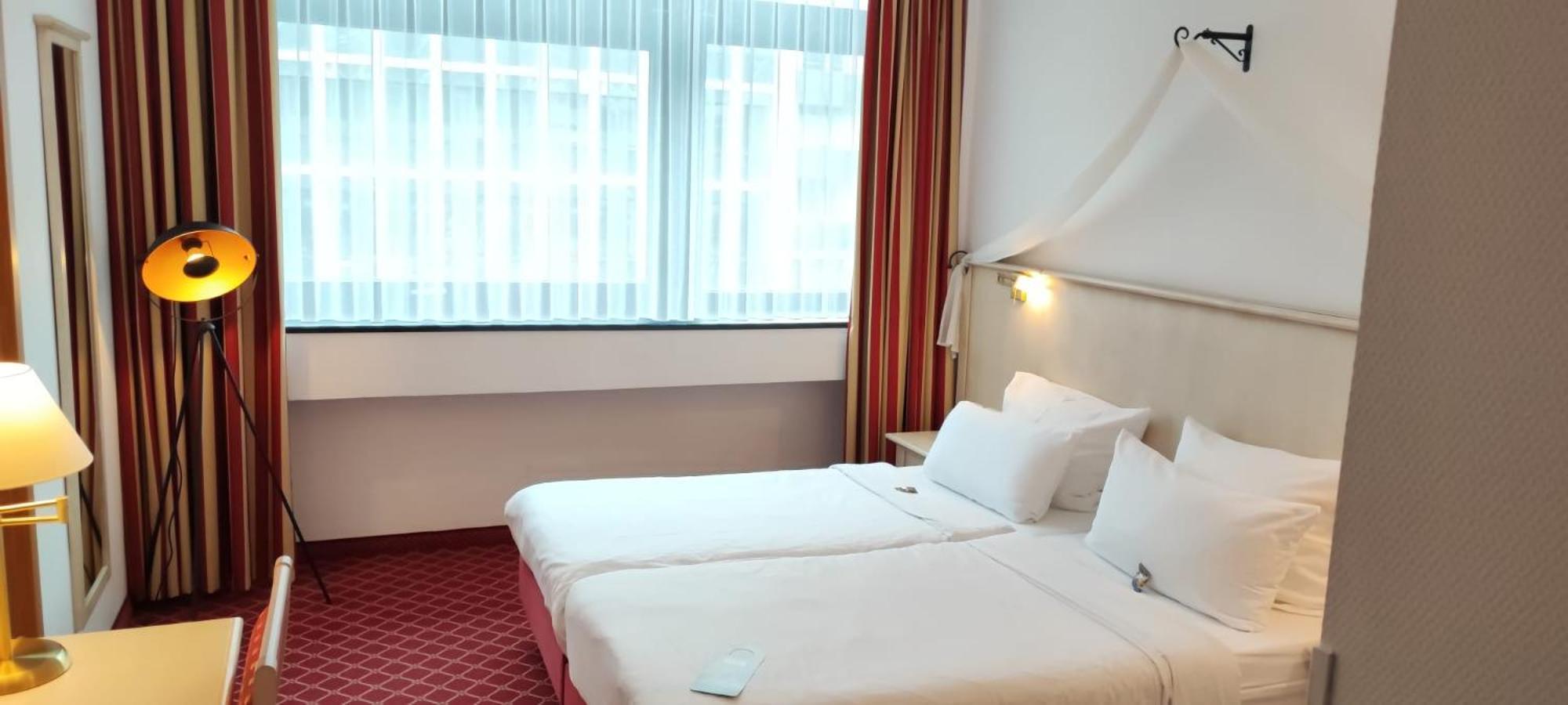 Standard Double Room,1362255641:JPEG