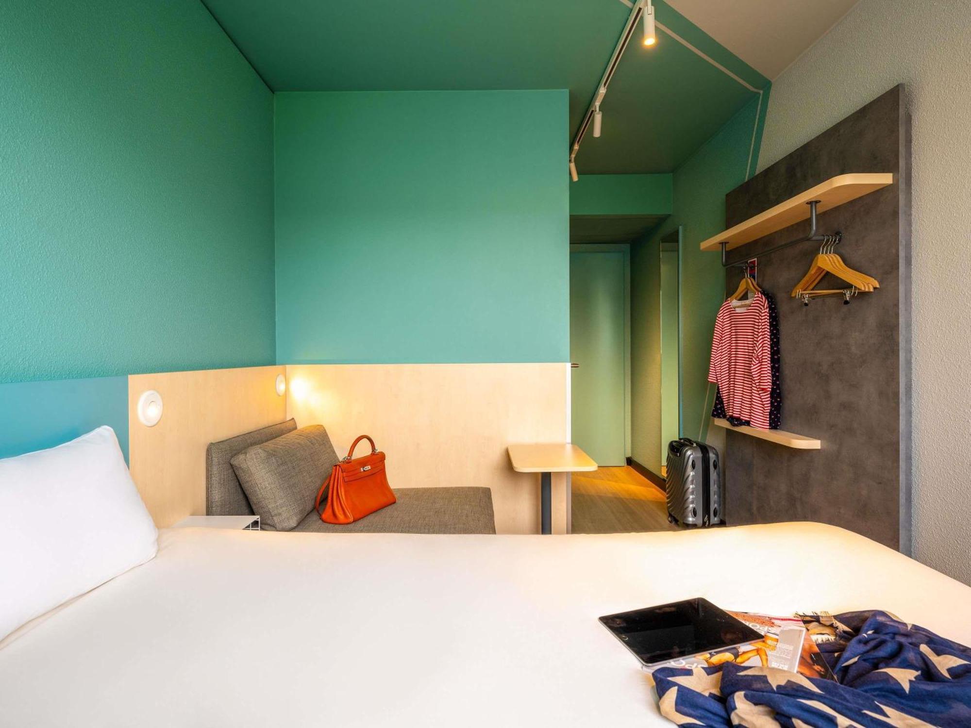 Standard Room double bed sofa,1773749194:JPEG