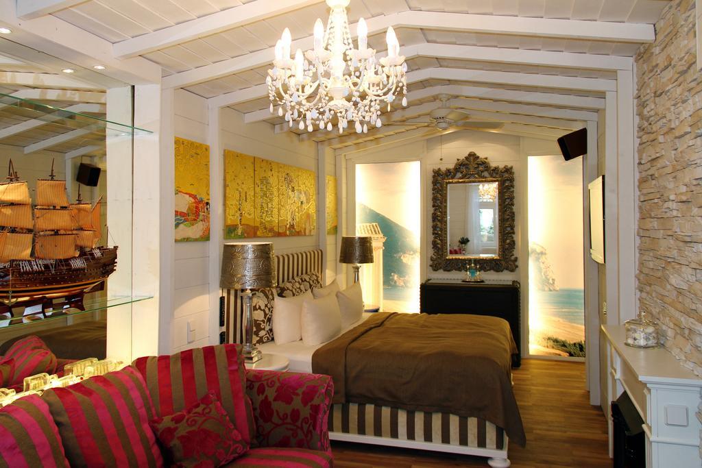Double Room,982291342:JPEG