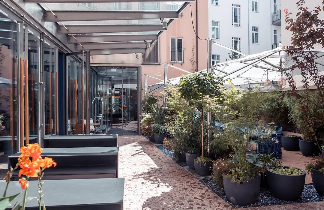 Hotel Bleibtreu Berlin By Golden Tulip-1